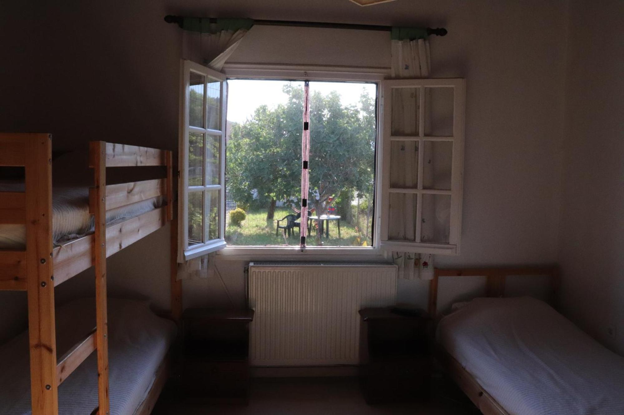 Beautiful Nearby Beach House With Garden, Private Pool And Large Yard 斯达林 外观 照片